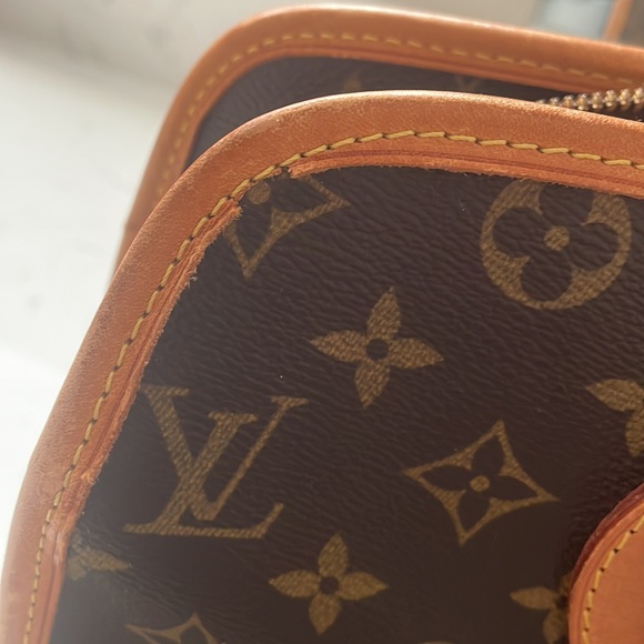 💯 Authentic Louis-Vuitton-Rivoli-Business-bag tote bag - Picture 15 of 17